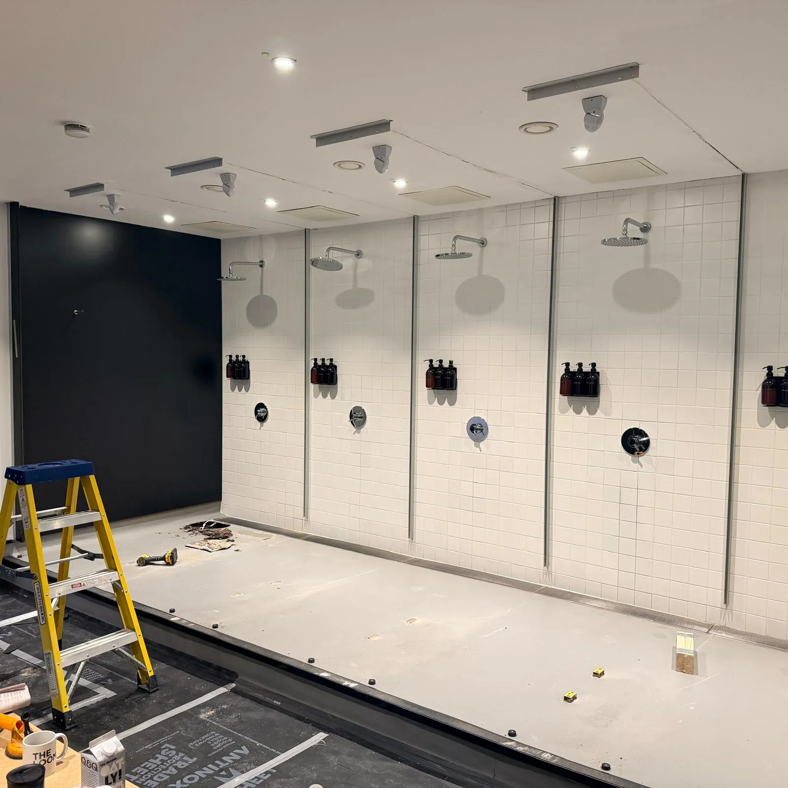End of tenancy bathroom restoration London